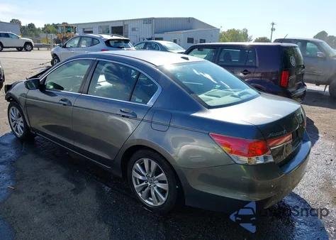2011 Honda Accord 2.4 Ex-L from USA, damaged, VIN 1HGCP2F80BA107386